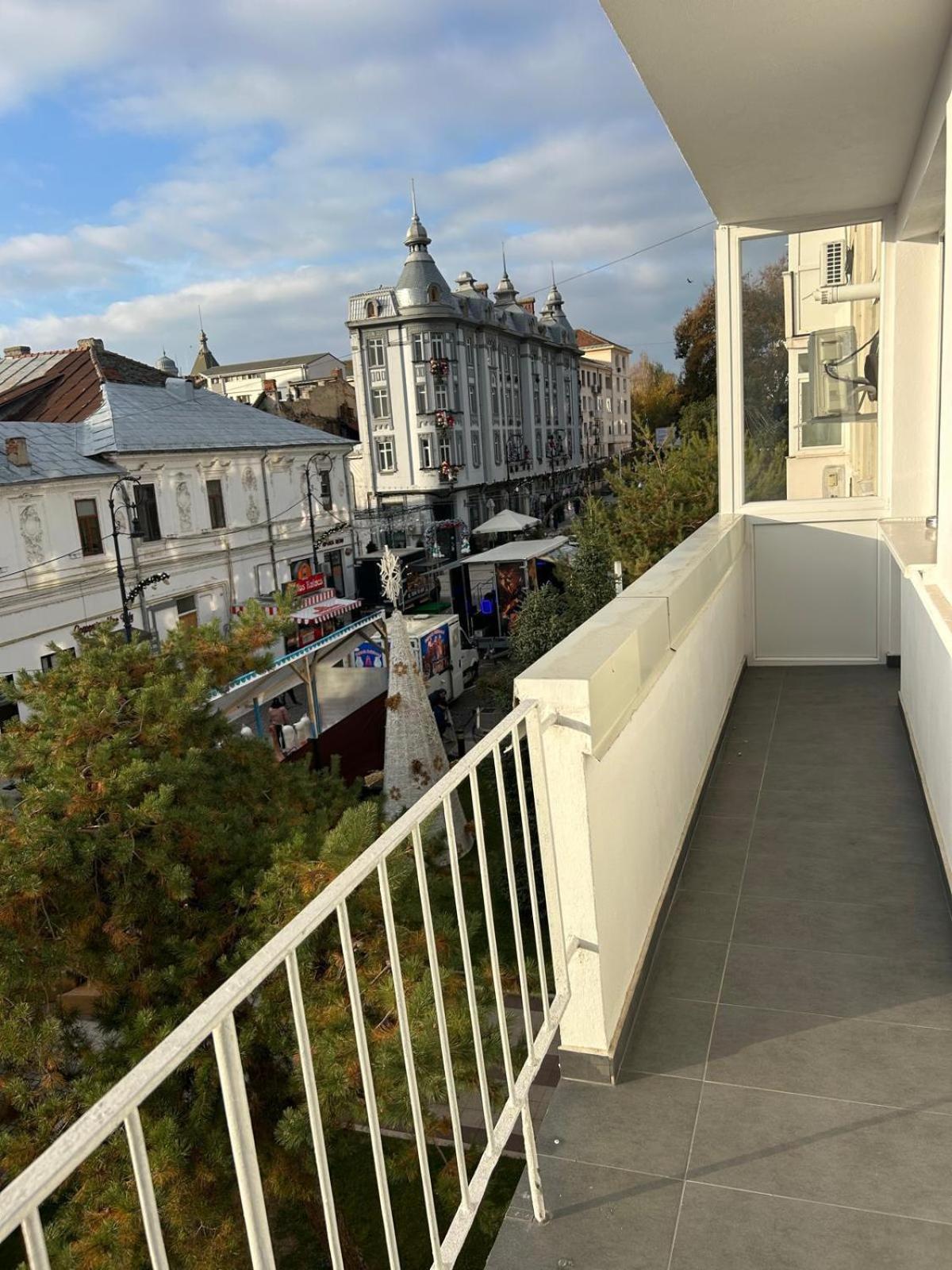 Elit Apartment Craiova Bagian luar foto