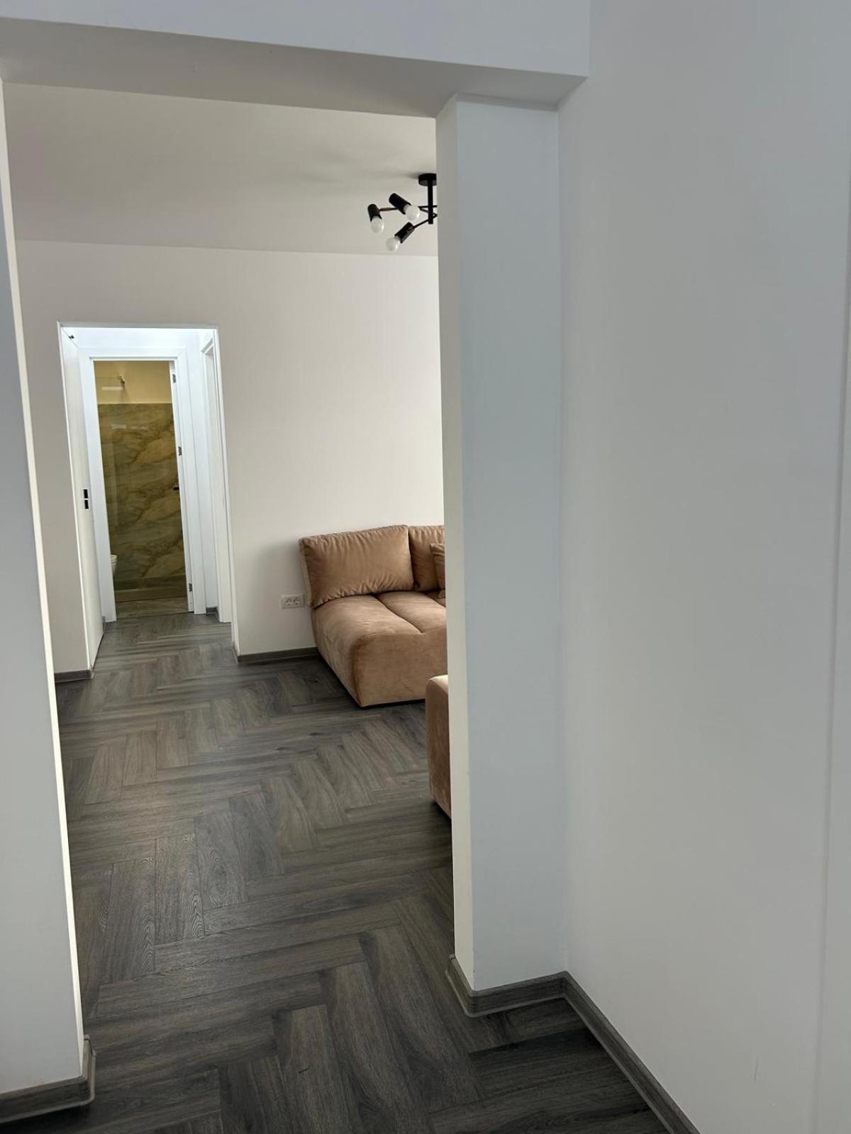 Elit Apartment Craiova Bagian luar foto